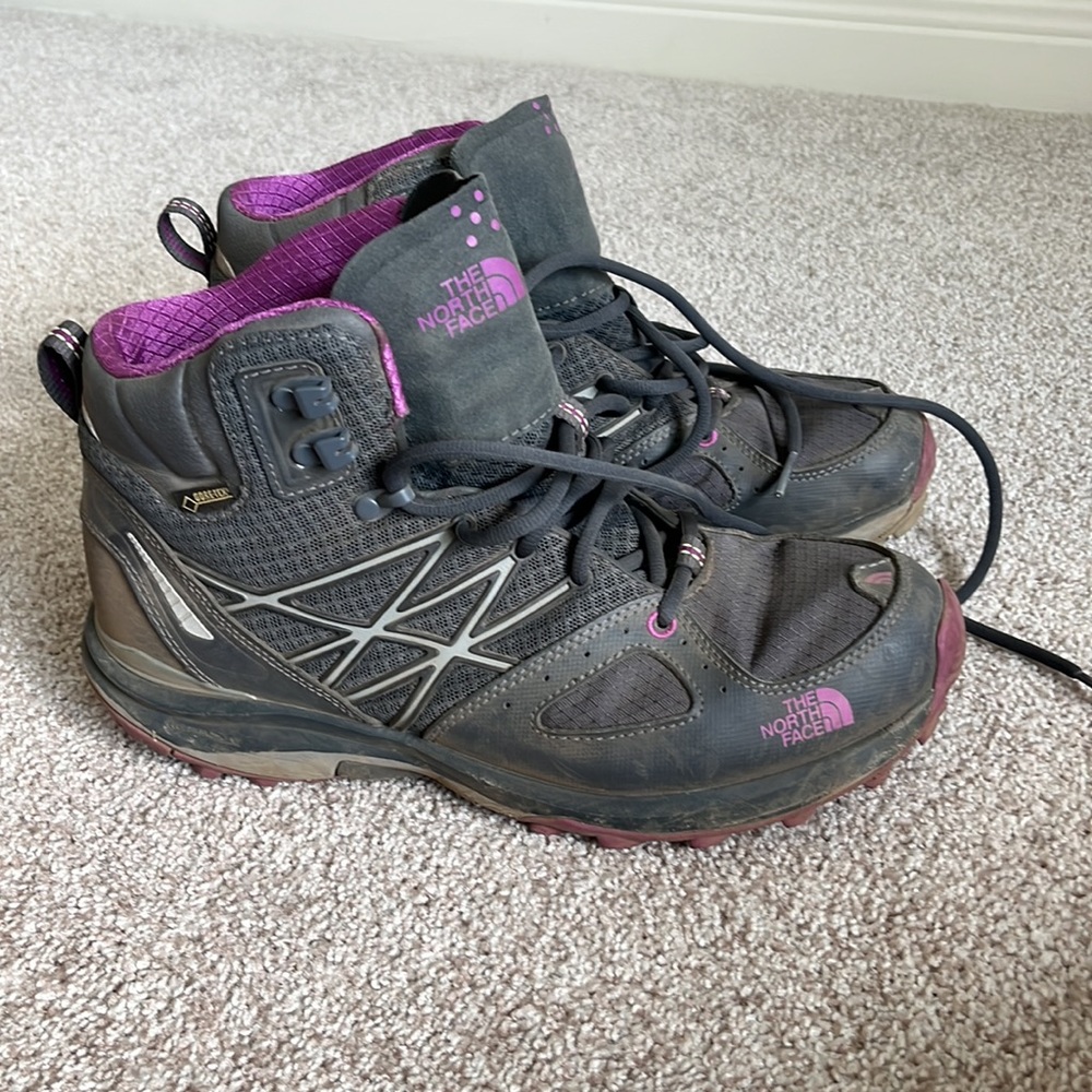 The North Face Women’s Ultra Fastpack Mid Hiking Boots